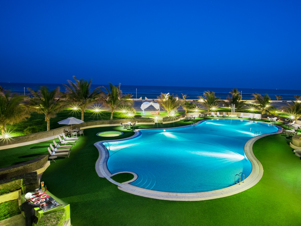 Pool - Atana Hotels